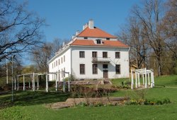 Tr�sk�ndan kartanon p��rakennus 19.4.2009. Kuva: Esko Uotila